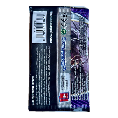 Chilling Reign Booster Pack – achterkant van de Engelse losse booster met barcode en fabrikantgegevens